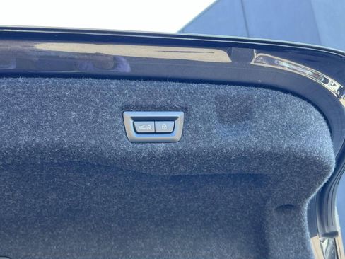 New 2025 BMW i5 xDrive40 w/ M Sport Package image 25