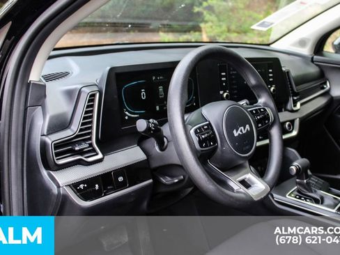 Used 2025 Kia Sportage LX FWD image 30