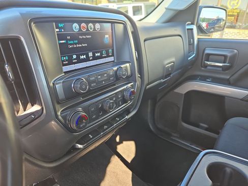 Used 2017 Chevrolet Silverado 1500 LT w/ All Star Edition image 18