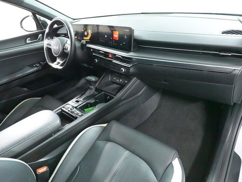 Used 2025 Kia K5 GT-Line w/ GT-Line Premium Package FWD image 33