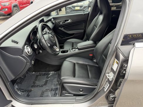 Used 2018 Mercedes-Benz CLA 250 image 17