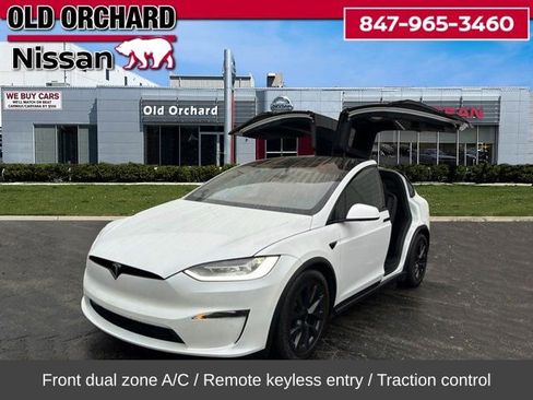Used 2022 Tesla Model X image 1