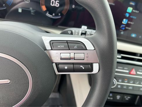 New 2026 Hyundai Tucson SE image 33