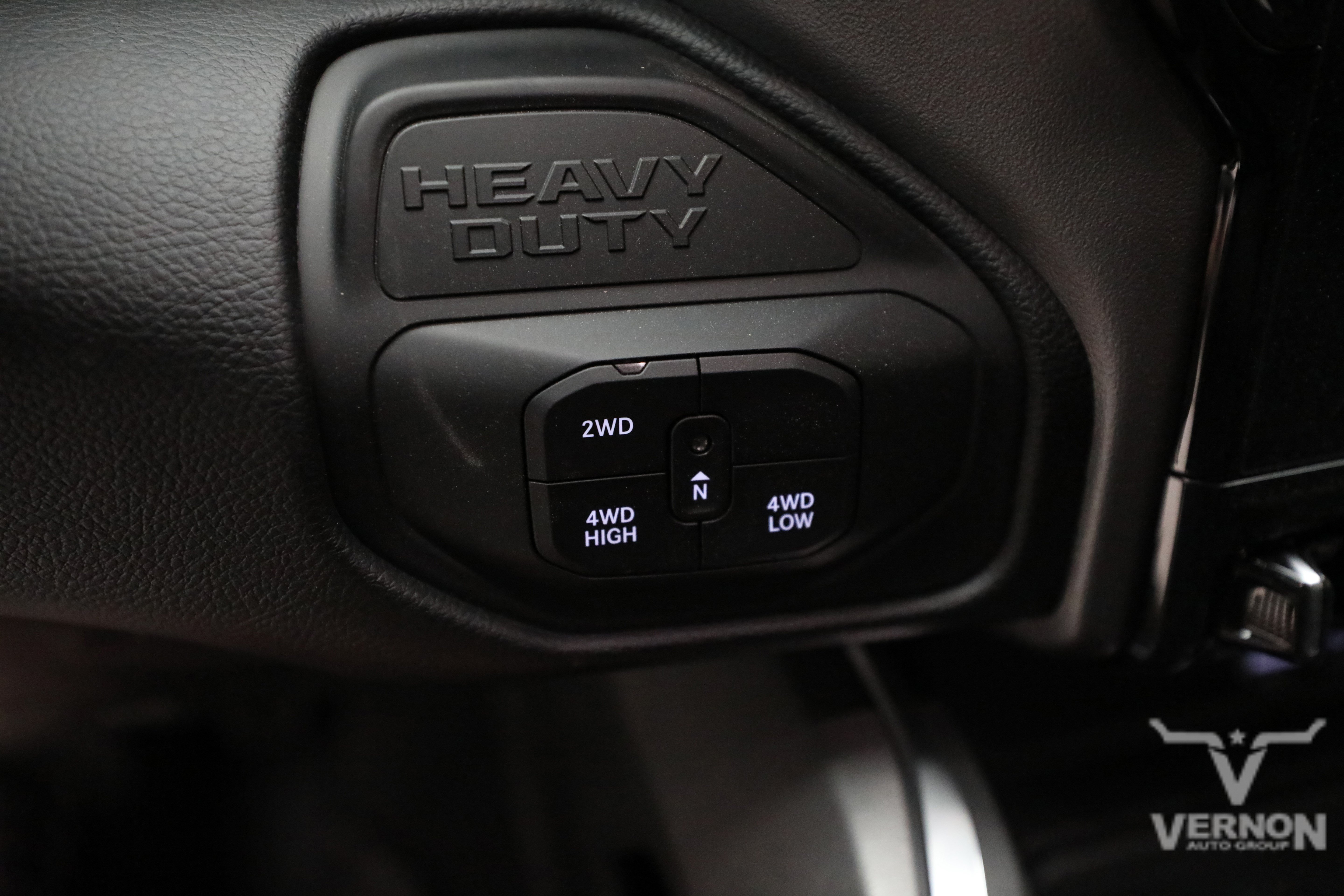 New 2026 RAM 3500 Laramie AWD/4WD image 21