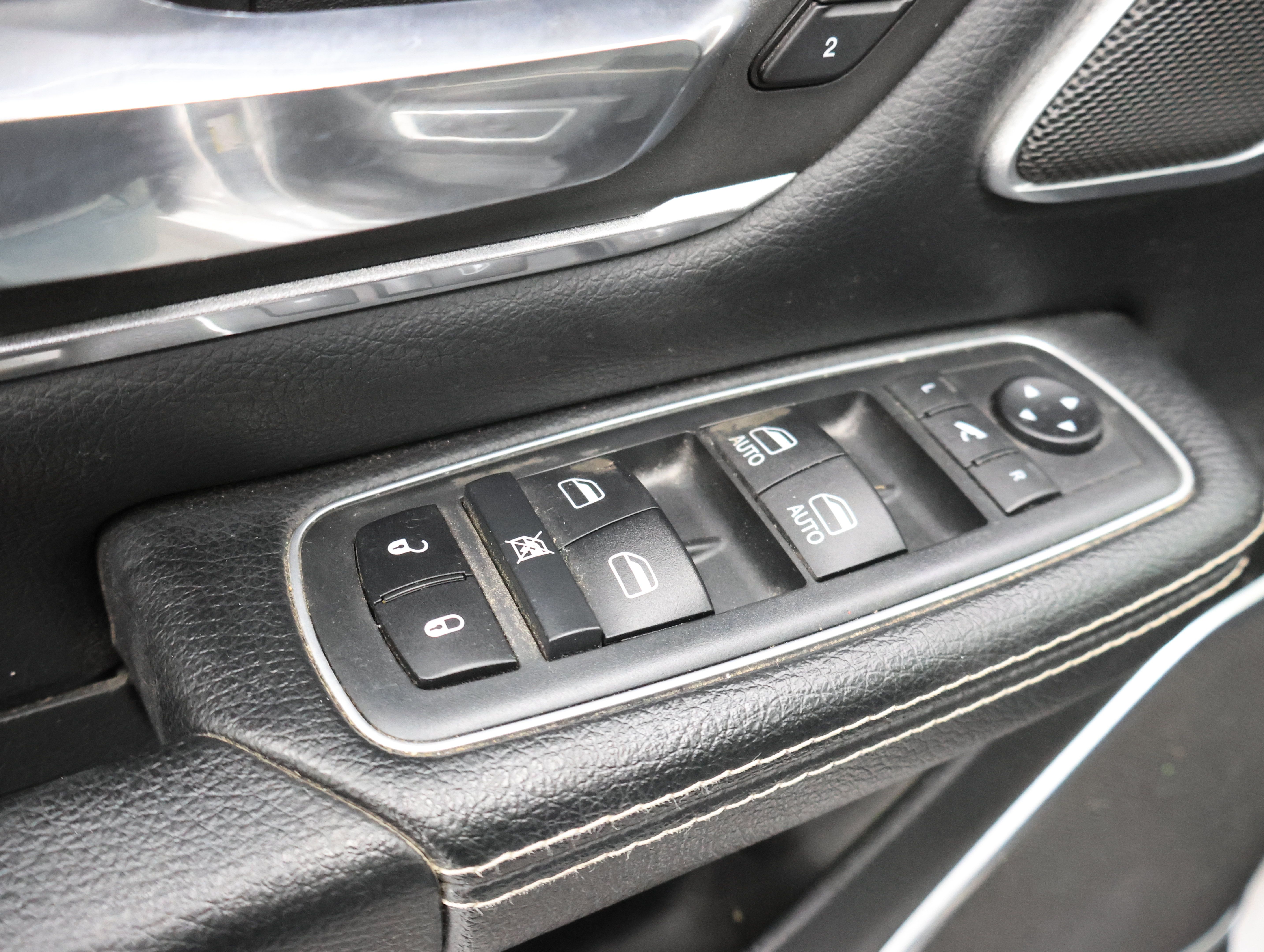 Used 2020 RAM 1500 Laramie AWD/4WD image 41