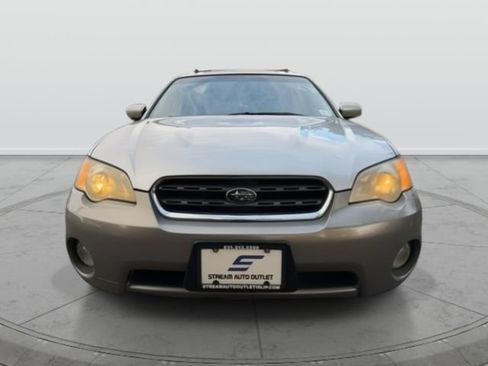 Used 2007 Subaru Outback 2.5i Limited AWD/4WD image 2