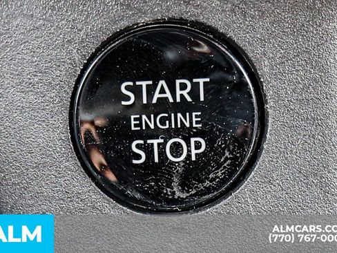 Used 2025 Nissan Rogue SV image 46