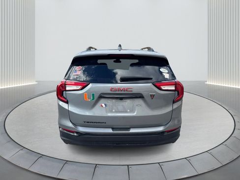 Used 2023 GMC Terrain SLT w/ Tech Package image 7