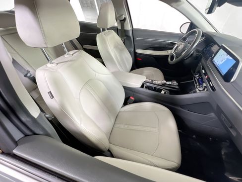 Used 2023 Hyundai Sonata Limited w/ Cargo Package FWD image 28