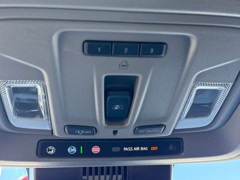 Used 2023 Chevrolet Silverado 1500 RST image 24