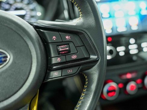 Used 2022 Subaru Crosstrek 2.5i Sport w/ Moonroof Package image 24