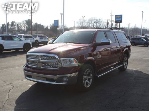 Used 2016 RAM 1500 Laramie image 8