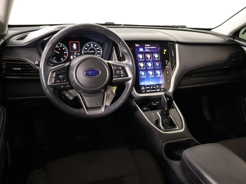 Used 2022 Subaru Outback Premium AWD/4WD image 2