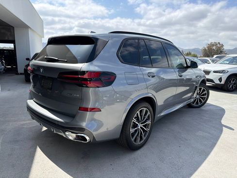 Used 2024 BMW X5 sDrive40i w/ M Sport Package RWD image 4