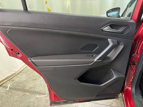 Used 2018 Volkswagen Tiguan SEL image 21