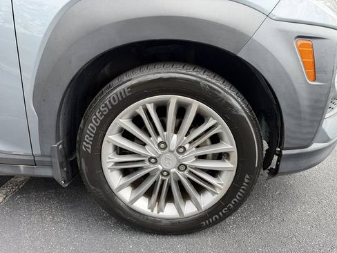 Used 2020 Hyundai Kona SEL Plus FWD image 40
