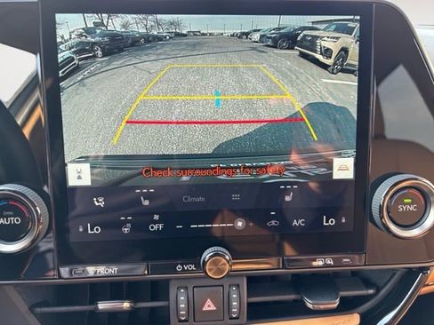 Used 2025 Lexus NX 350 AWD w/ Cold Area Package image 18