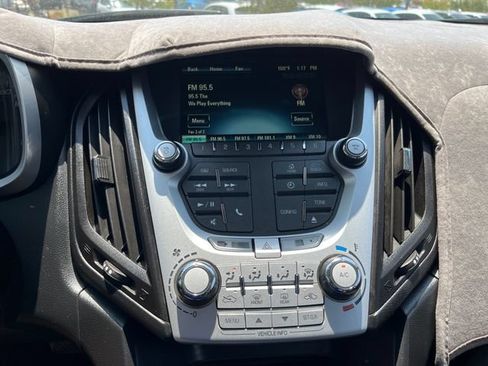 Used 2015 Chevrolet Equinox LT w/ Driver Convenience Package FWD image 8