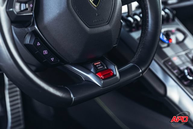 Used 2019 Lamborghini Huracan LP 580-2 RWD image 30