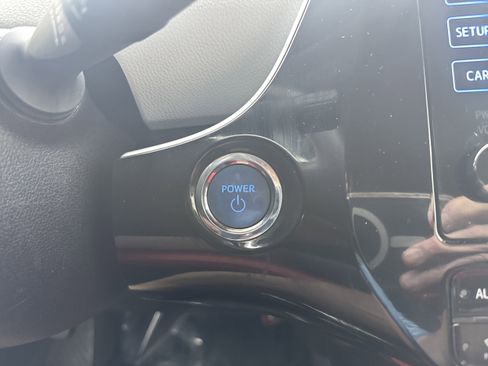 Used 2019 Toyota Prius LE w/ Protection Package #2 image 16