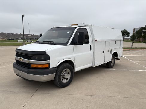 Used 2013 Chevrolet Express 3500 RWD image 1