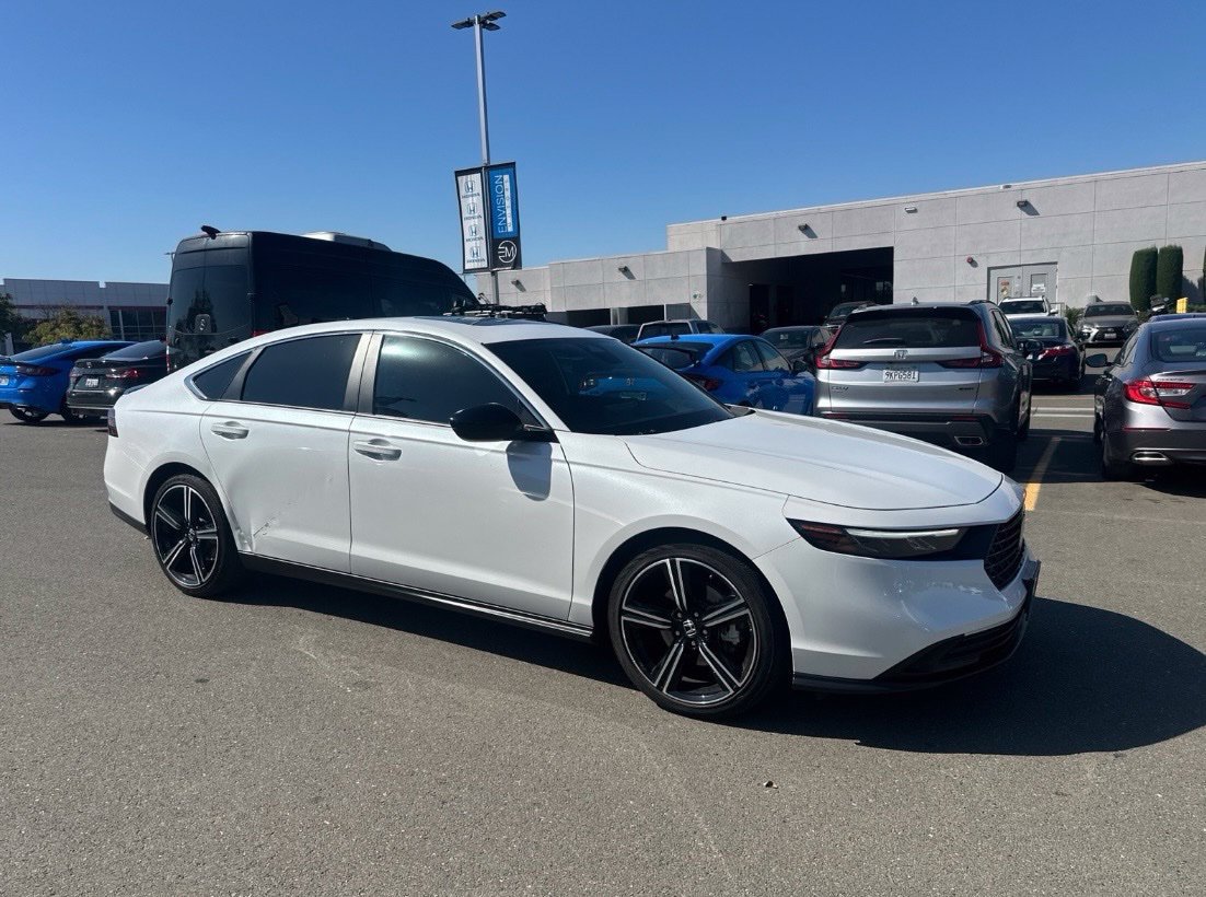 Certified 2025 Honda Accord Sport image 2