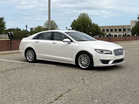 Used 2017 Lincoln MKZ Select w/ Select Plus Package AWD/4WD image 51