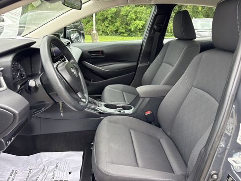 Used 2024 Toyota Corolla LE FWD image 11