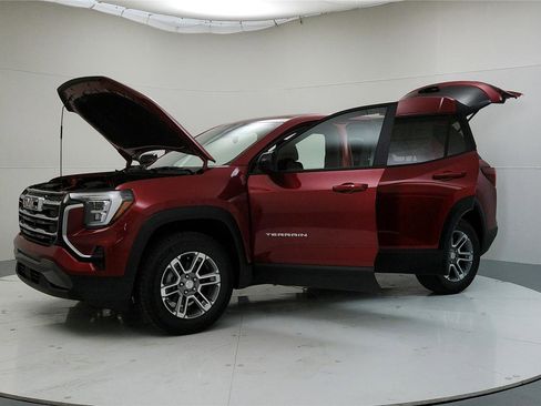 Used 2026 GMC Terrain Elevation image 10