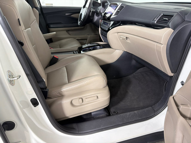 Used 2018 Honda Pilot Touring image 15