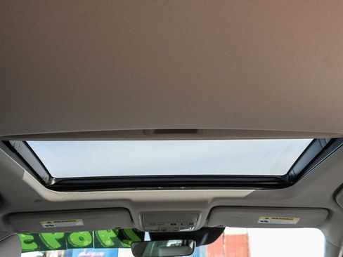 Used 2022 Honda Accord Touring image 16