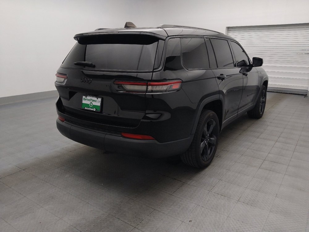 Used 2023 Jeep Grand Cherokee L Laredo RWD image 9