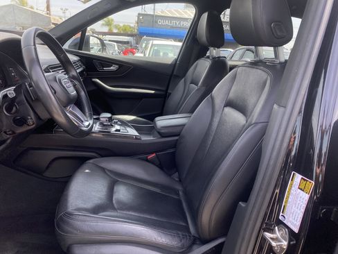 Used 2019 Audi Q7 3.0T Premium Plus w/ Premium Plus Package AWD/4WD image 12