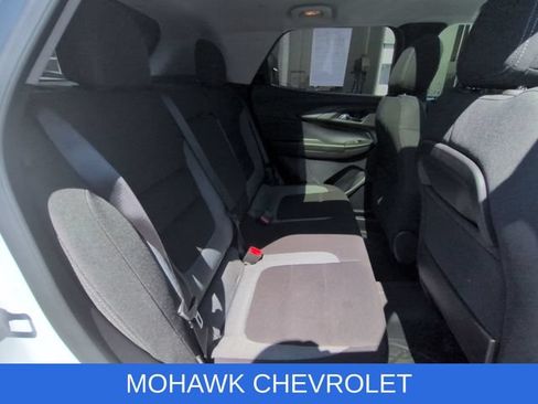 Used 2024 Chevrolet TrailBlazer LT w/ Convenience Package AWD/4WD image 28