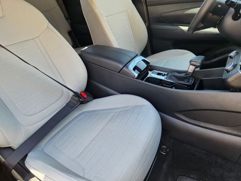 Certified 2025 Hyundai Santa Cruz SE AWD/4WD image 15