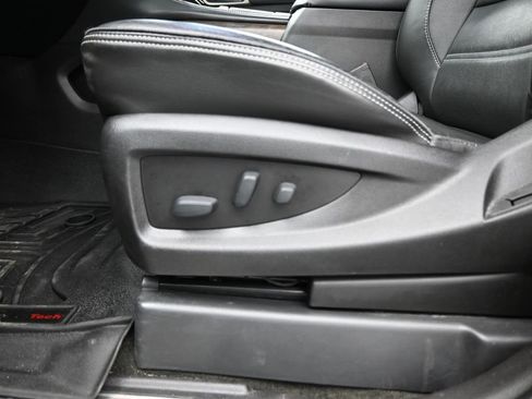 Used 2018 GMC Yukon Denali w/ Denali Ultimate Package image 13