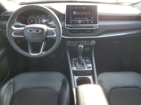 Used 2023 Jeep Compass Trailhawk image 26