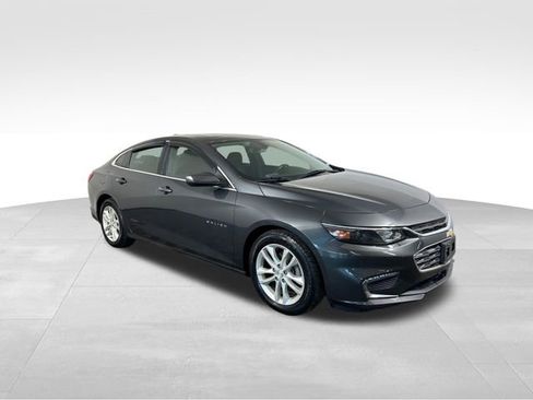 Used 2018 Chevrolet Malibu LT image 8