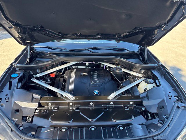 Used 2021 BMW X5 xDrive40i w/ Convenience Package AWD/4WD image 43