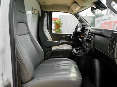 Used 2019 GMC Savana 3500 Van Cab-Chassis 2D w/ Power Convenience Package image 28