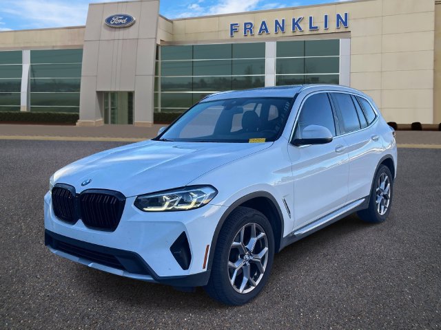 Used 2022 BMW X3 xDrive30i w/ Convenience Package AWD/4WD image 3