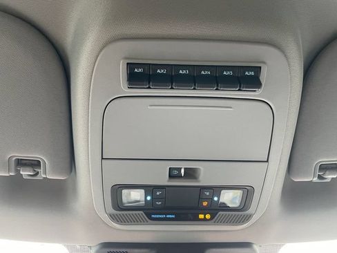 Used 2026 Ford F250 XLT w/ XLT Premium Package AWD/4WD image 24