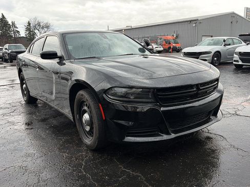 Used 2023 Dodge Charger Police w/ Convenience Group I image 4