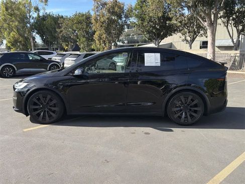 Used 2022 Tesla Model X image 3