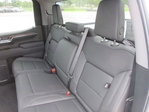 New 2026 GMC Sierra 1500 SLT w/ SLT Premium Package AWD/4WD image 14