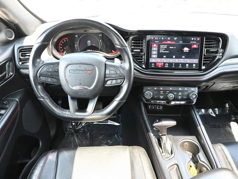 Used 2024 Dodge Durango GT RWD image 27