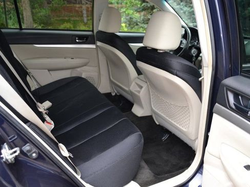 Used 2012 Subaru Outback 2.5i Premium w/ All-Weather Pkg image 29