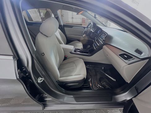 Used 2019 Hyundai Sonata SEL image 31