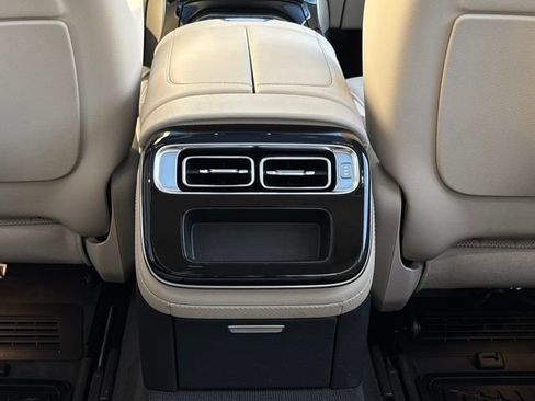 Certified 2023 Mercedes-Benz S 500 4MATIC image 43