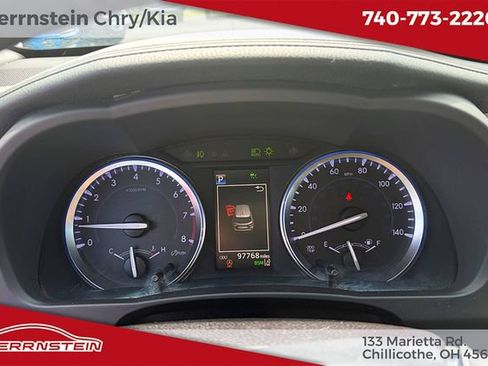 Used 2018 Toyota Highlander XLE FWD image 14